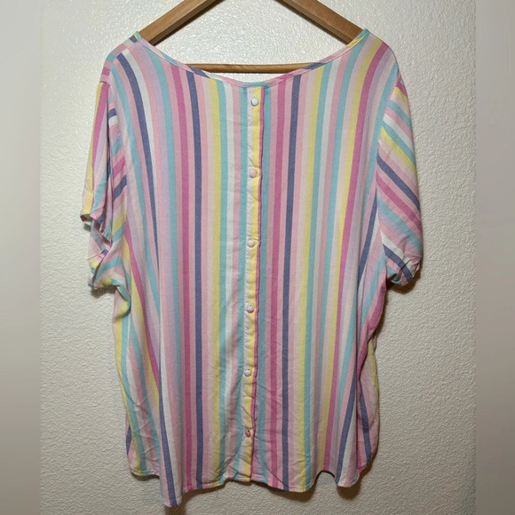 Torrid Abbey Rayon Slub Top Size 1 | striped | colorful | pastel | - Picture 6 of 6